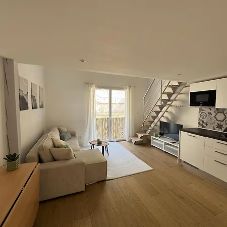Duplex Proche De La
